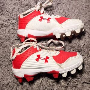 Under Armour Leadoff Low Baseball Softball Rubber Cleats size 10 kids toddler